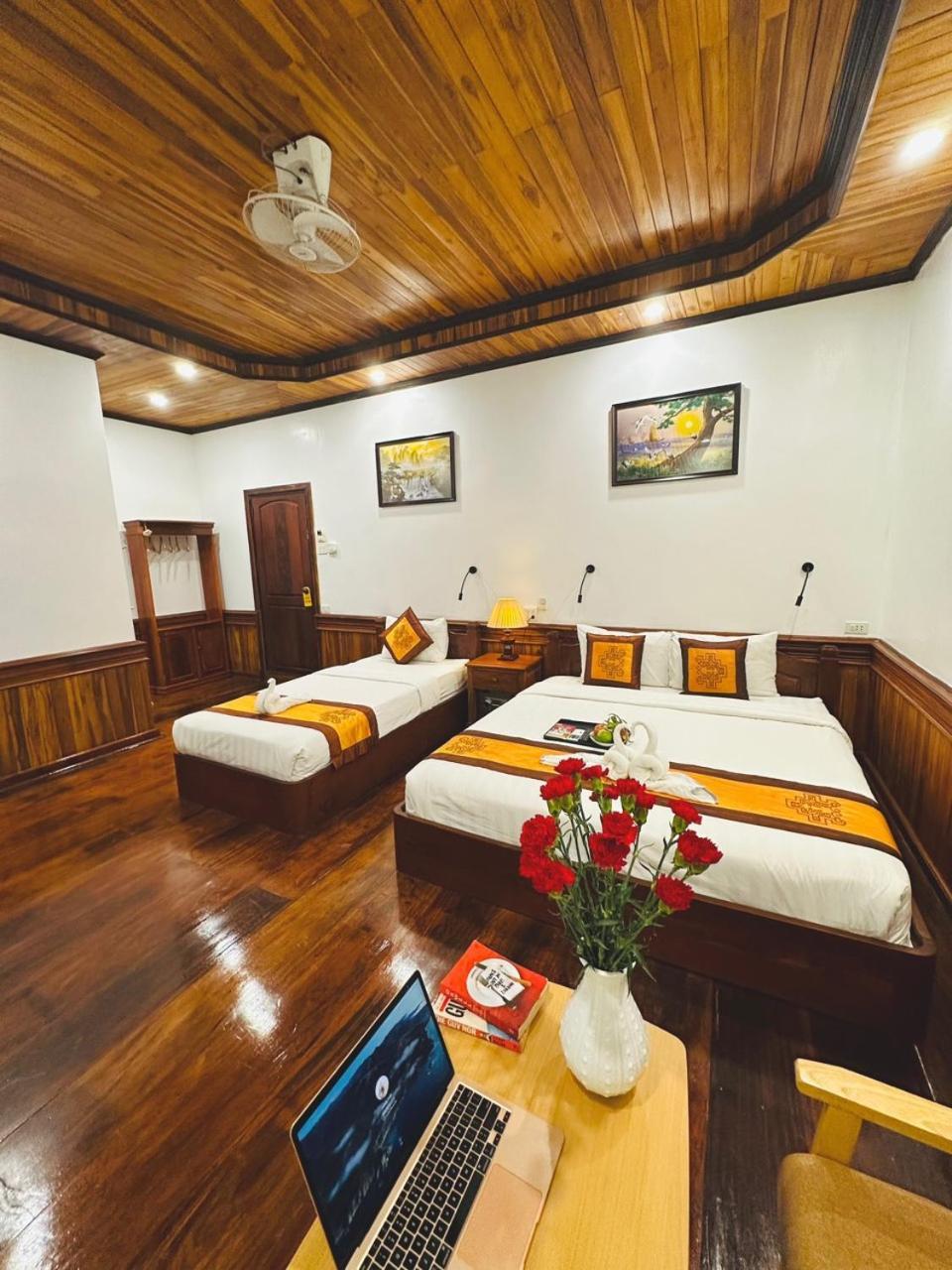 Luang Prabang Oudomlith Villa & Travel Eksteriør billede