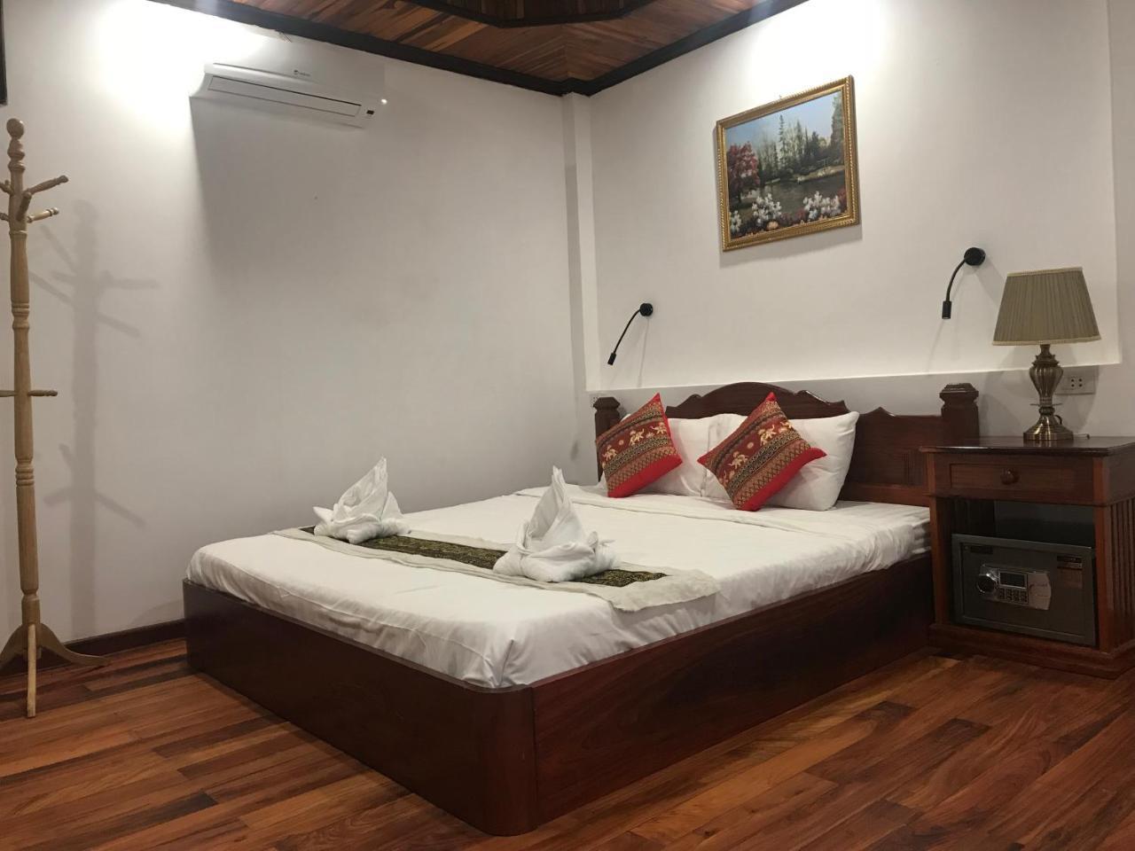 Luang Prabang Oudomlith Villa & Travel Eksteriør billede