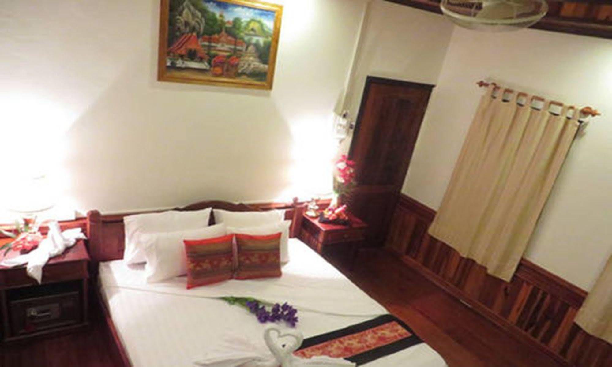 Luang Prabang Oudomlith Villa & Travel Eksteriør billede